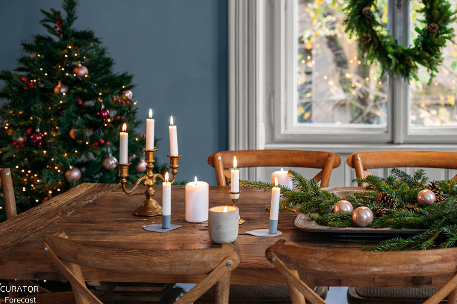 Colour Psychology of the Season: How Paint Colours Can Enhance the Christmas Spirit